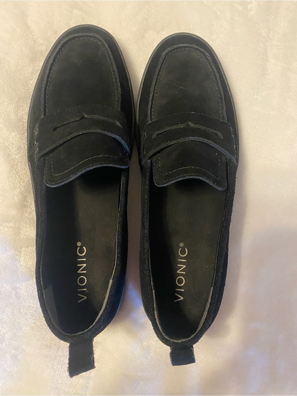 Vionic Women’s Black Suede Penny Loafers